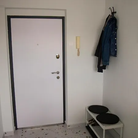 Ivon Apartment